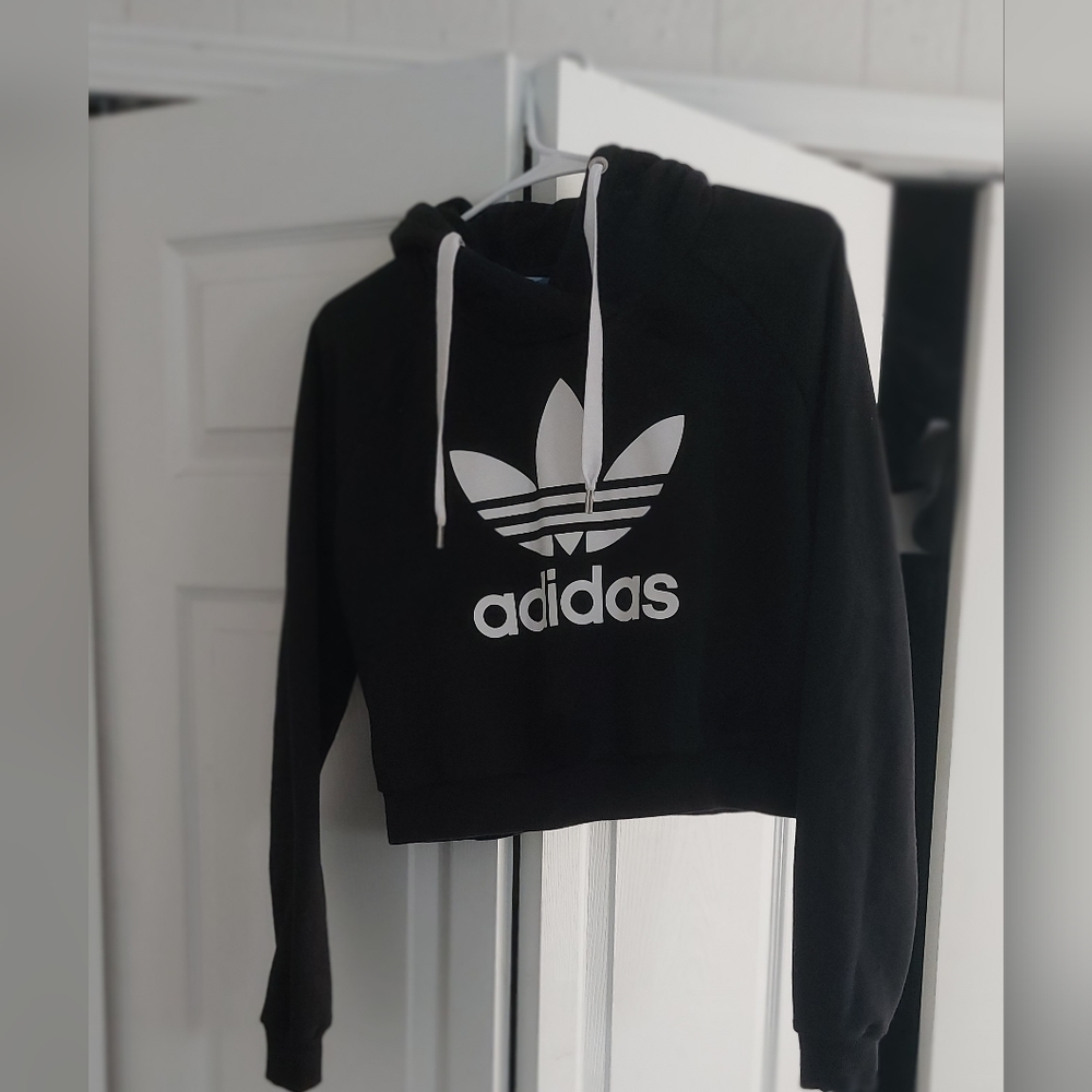 ADIDAS BLACK TREFOIL CROP HOODIE